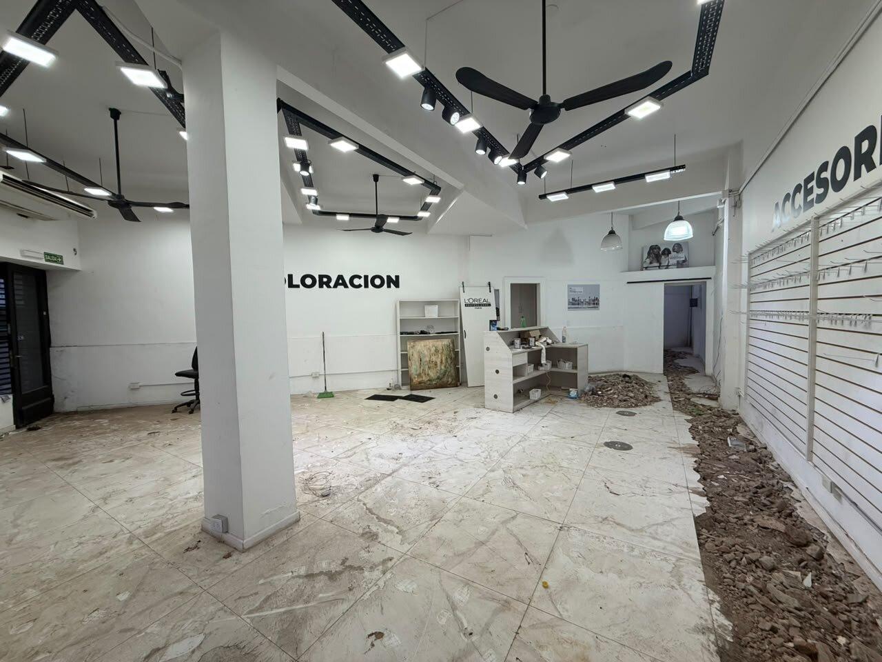 Foto de VENTA LOCAL COMERCIAL EN BARRACAS, imagen 5