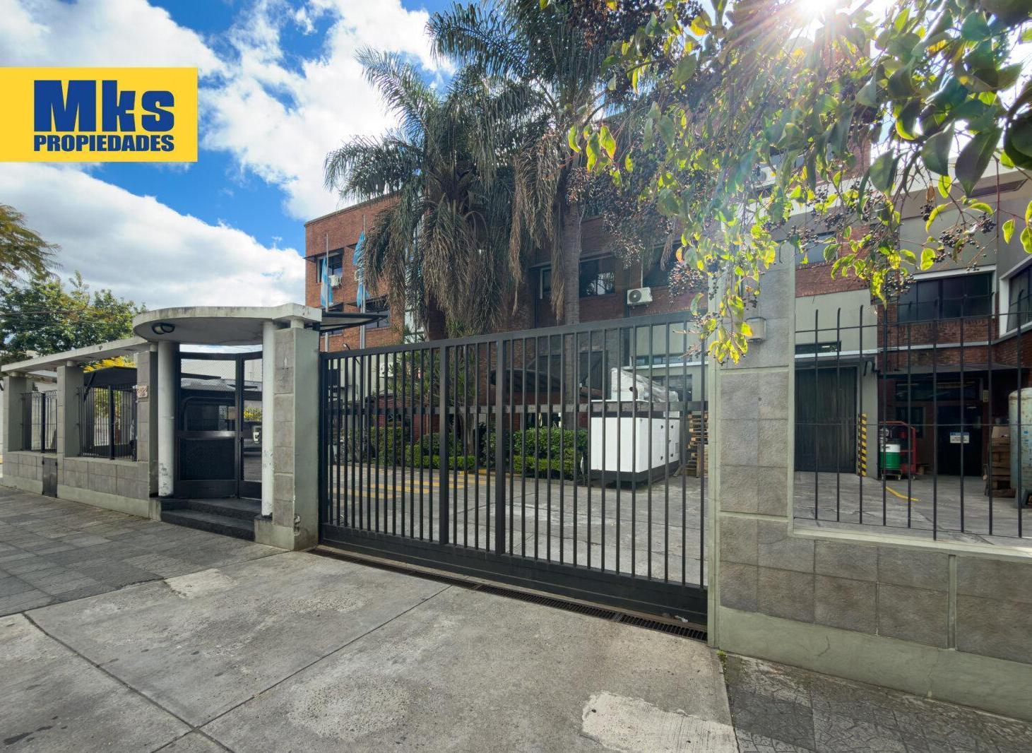 Foto de Venta. Galpon con oficinas y estacionamientos. Pompeya., imagen 5