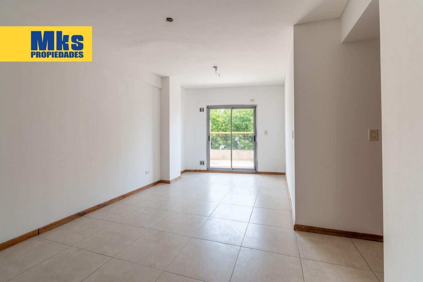 Foto de Departamento en venta. 2 ambientes c/ escritorio. Espacio guardacoches, imagen 5