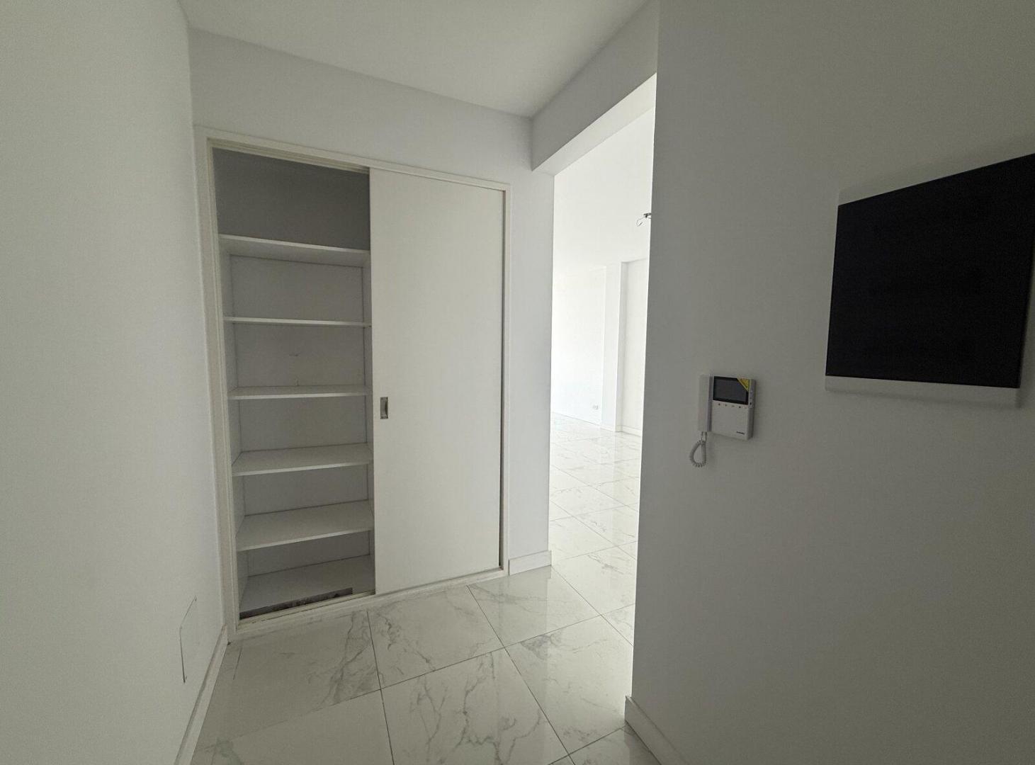 Foto de Departamento en alquiler de 3 ambientes, imagen 1