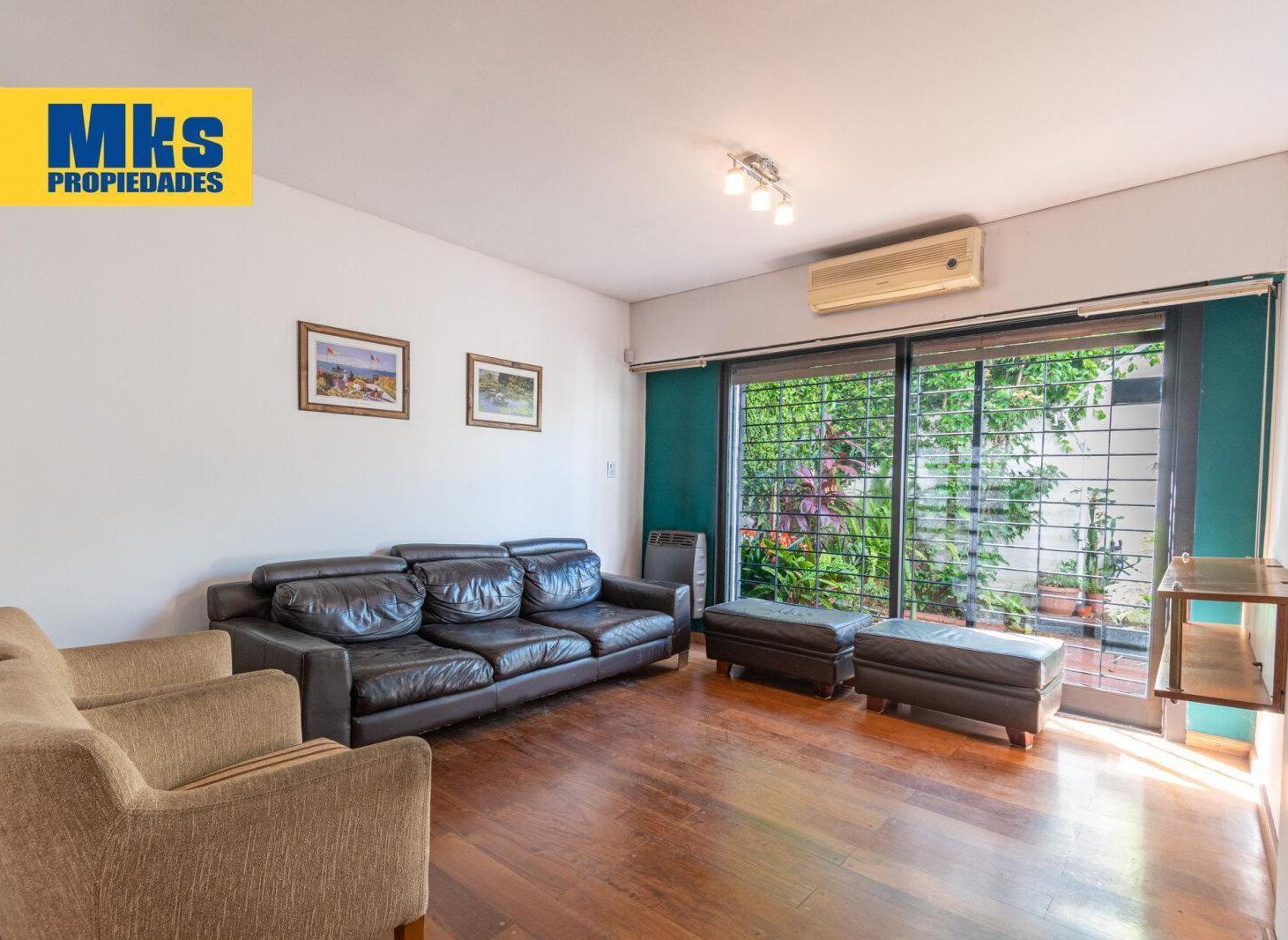 Foto de Excelente casa moderna en venta. Patio, terraza, balcon y quincho, imagen 3