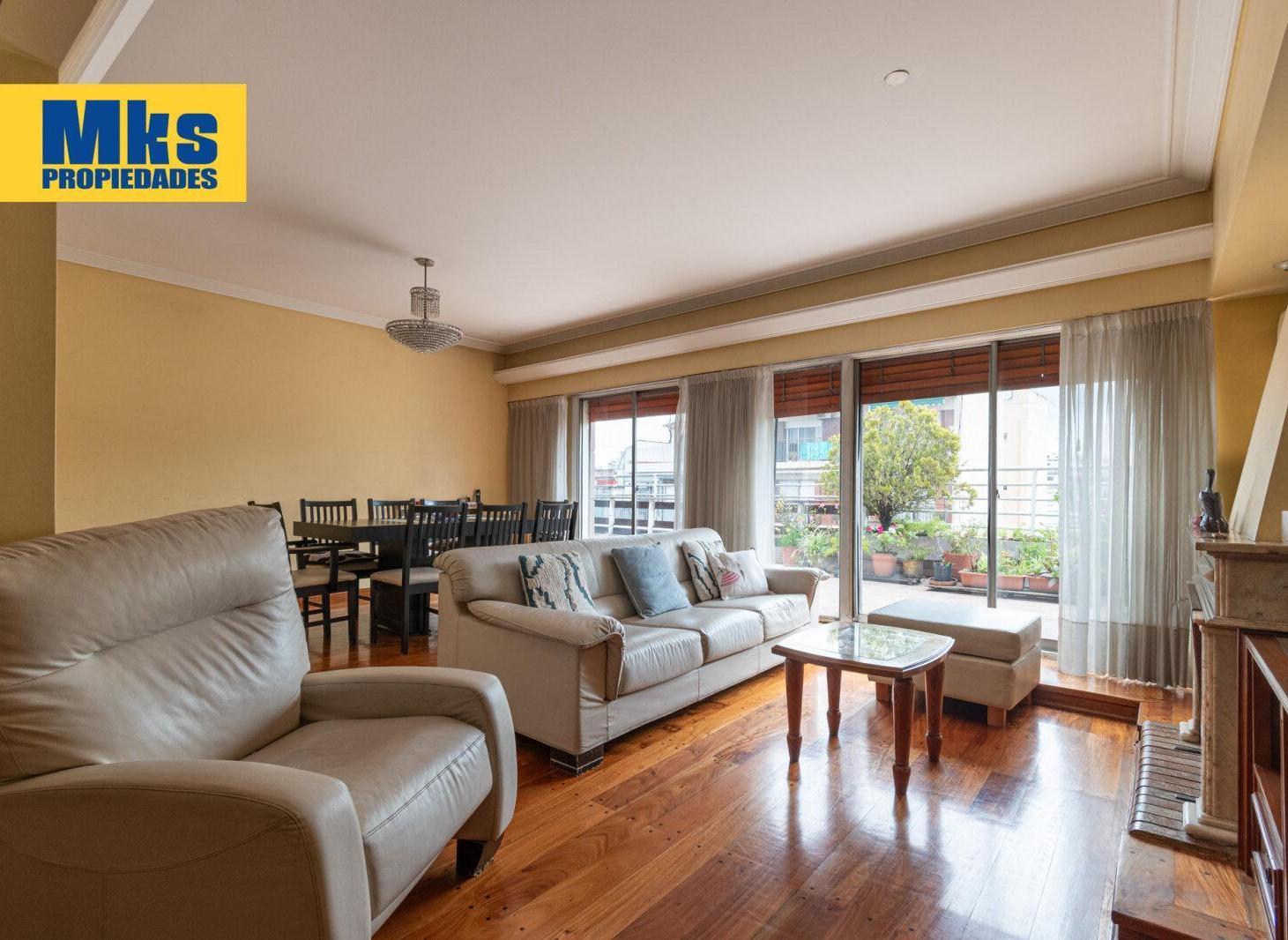 Foto de Departamento de 5 Ambientes c/dep en Venta 204 m2 con balcon, imagen 2