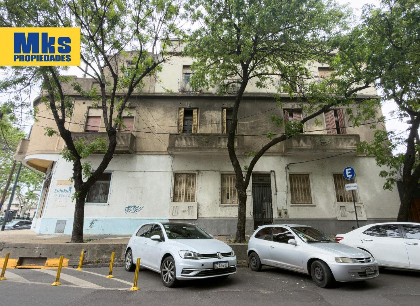 Foto de Venta en Block barrio de La Boca. LOCAL. PH. A RECICLAR., imagen 3