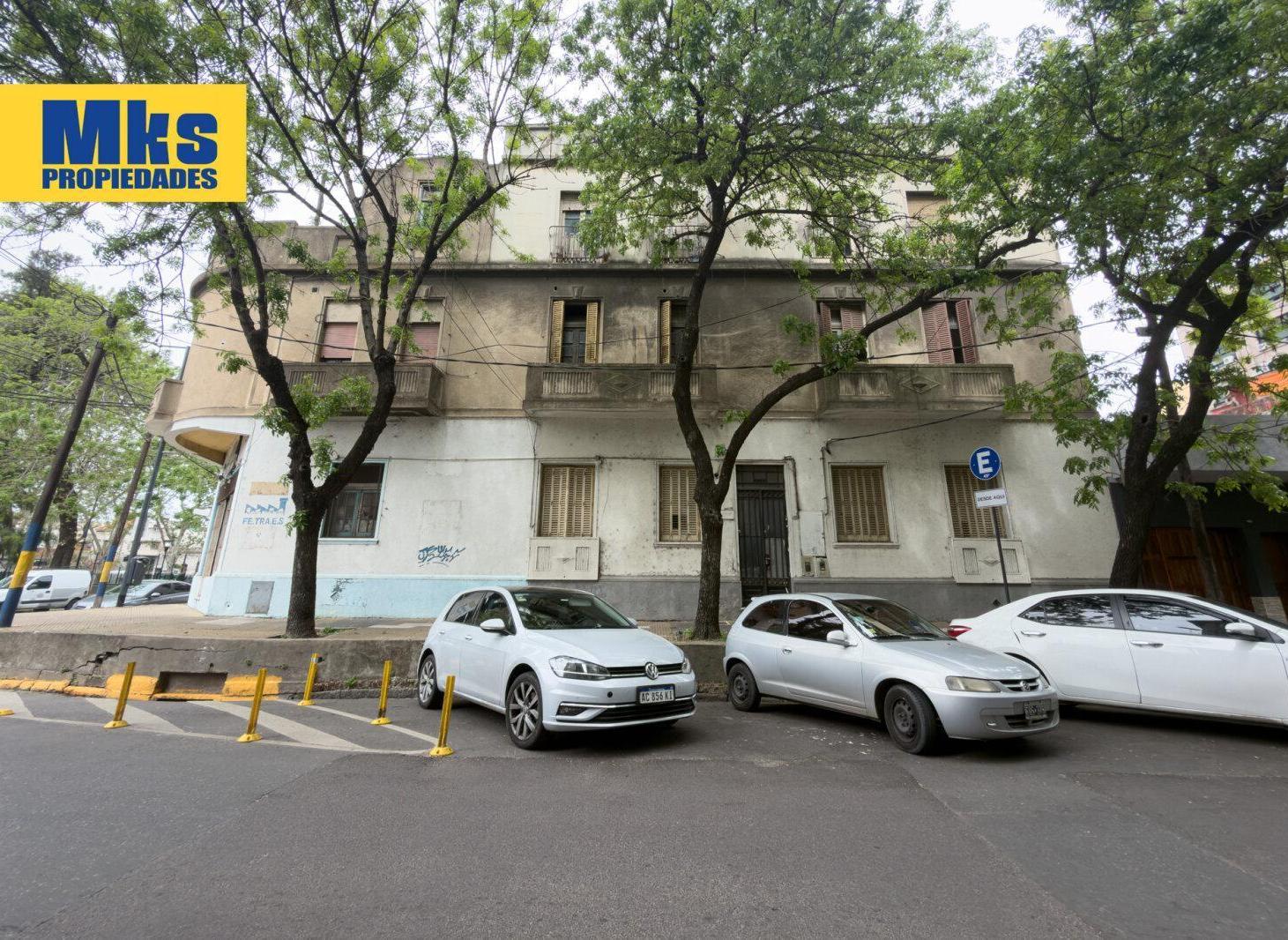 Foto de Venta en Block barrio de La Boca. LOCAL. PH. A RECICLAR., imagen 5