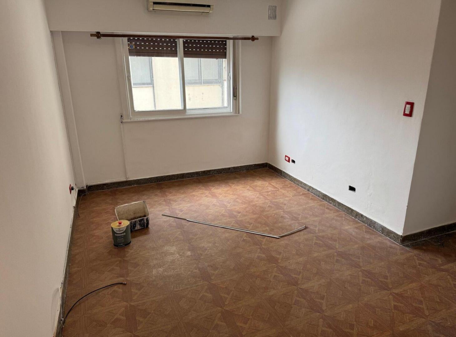 Foto de Departamento Monoambiente en venta Barracas. Piso alto. Ideal, imagen 1