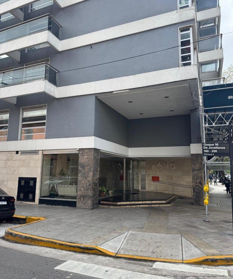 Foto de Cochera en venta en Av. Martin Garcia. Barracas., imagen 1