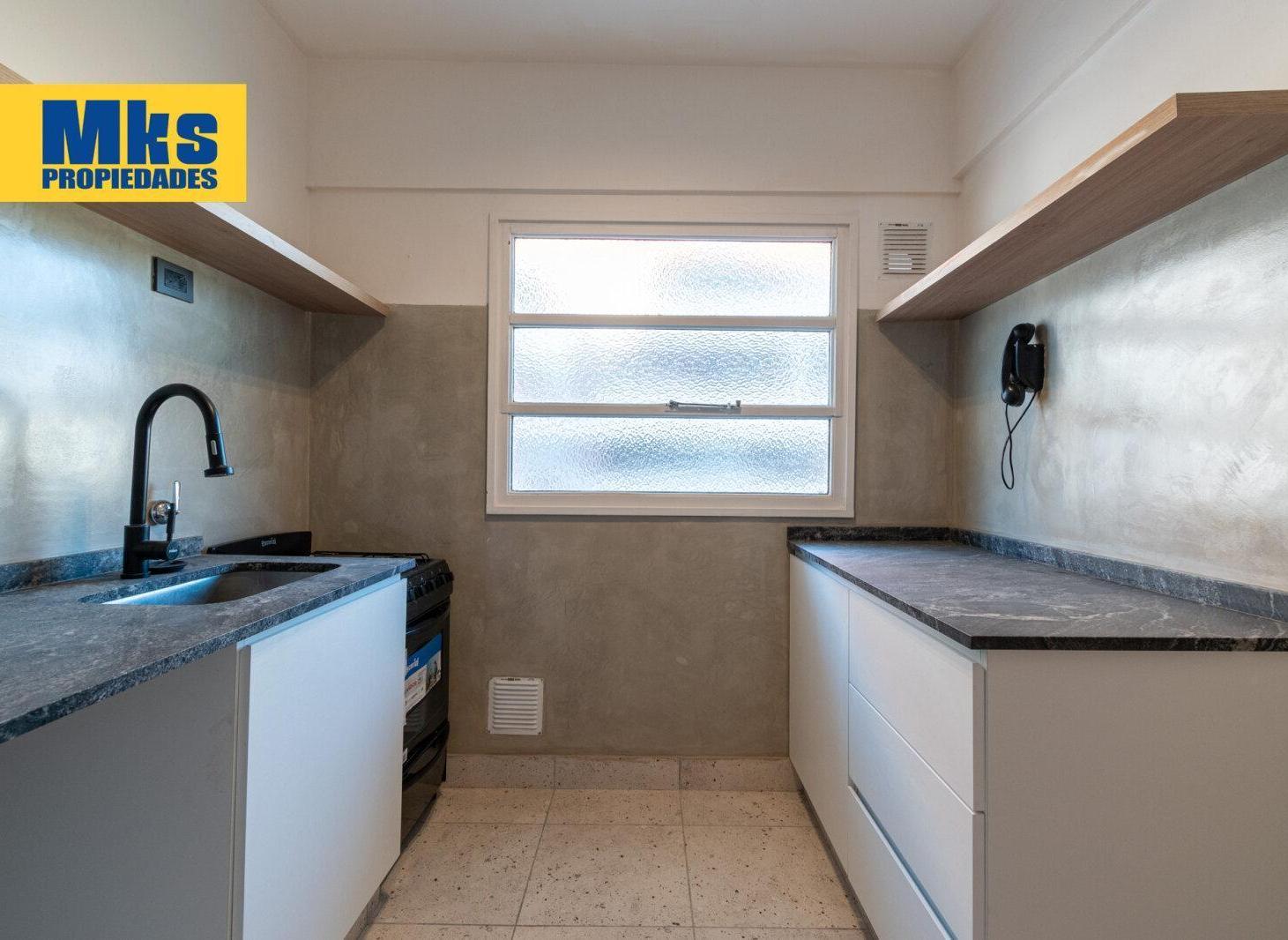 Foto de Departamento en venta 4 ambientes reciclado c/ balcon corrido muy, imagen 4