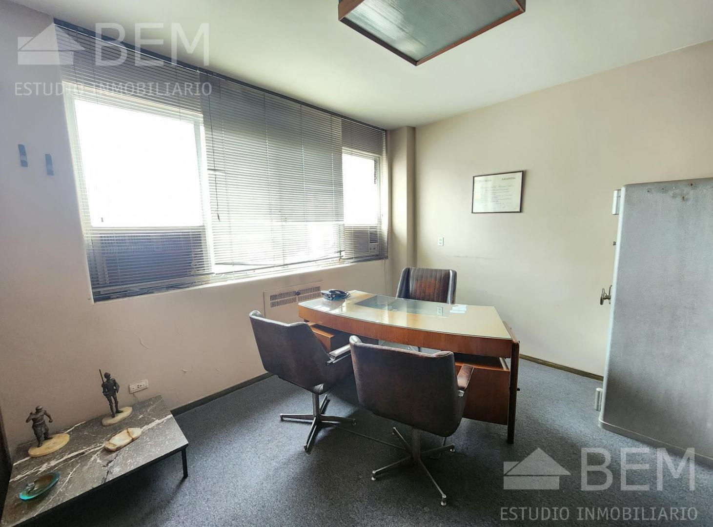 Foto de Oficina en Tribunales – 120 m² – Piso Alto al Frente – Muy Luminosa, imagen 4