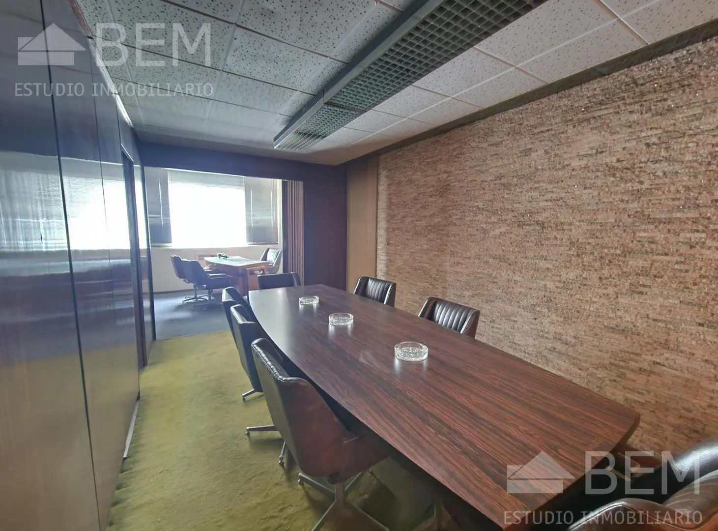 Oficina en Tribunales – 120 m² – Piso Alto al Frente – Muy Luminosa 2