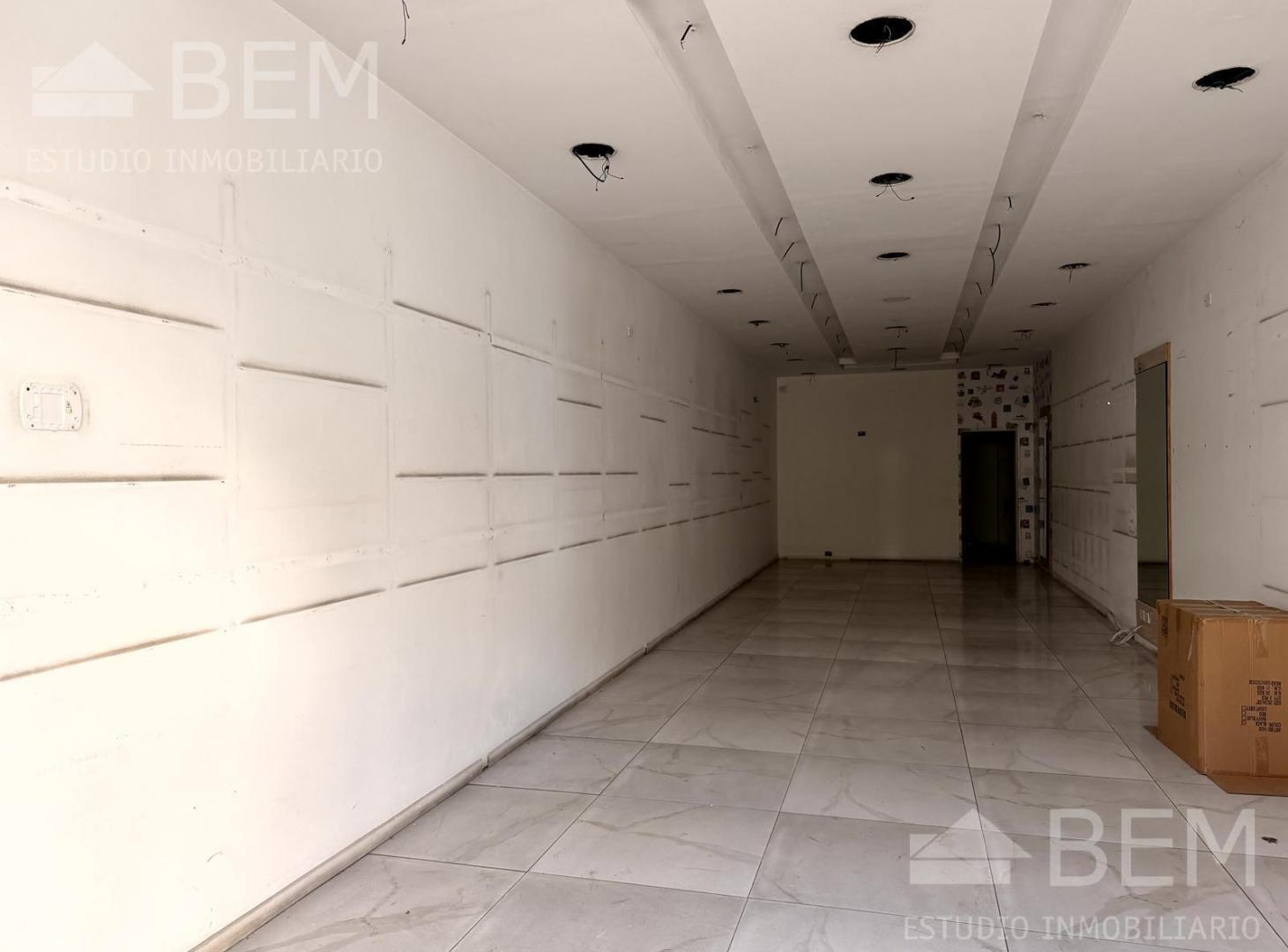 Foto de Local en Alquiler - Av. Cabildo y Pampa, imagen 1