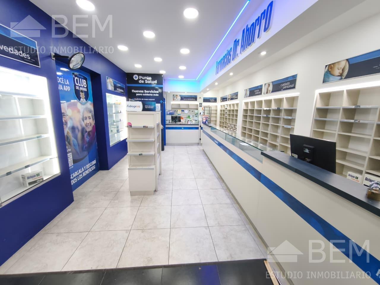 Foto de Local en Alquiler en Flores - Av. Rivadavia 7100 - Apto todo rubro, imagen 4