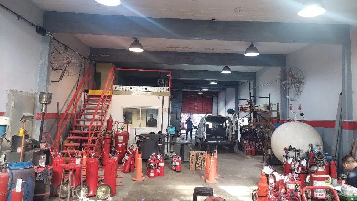 VENDO 270 m2 "ZONA INDUSTRIAL" 5