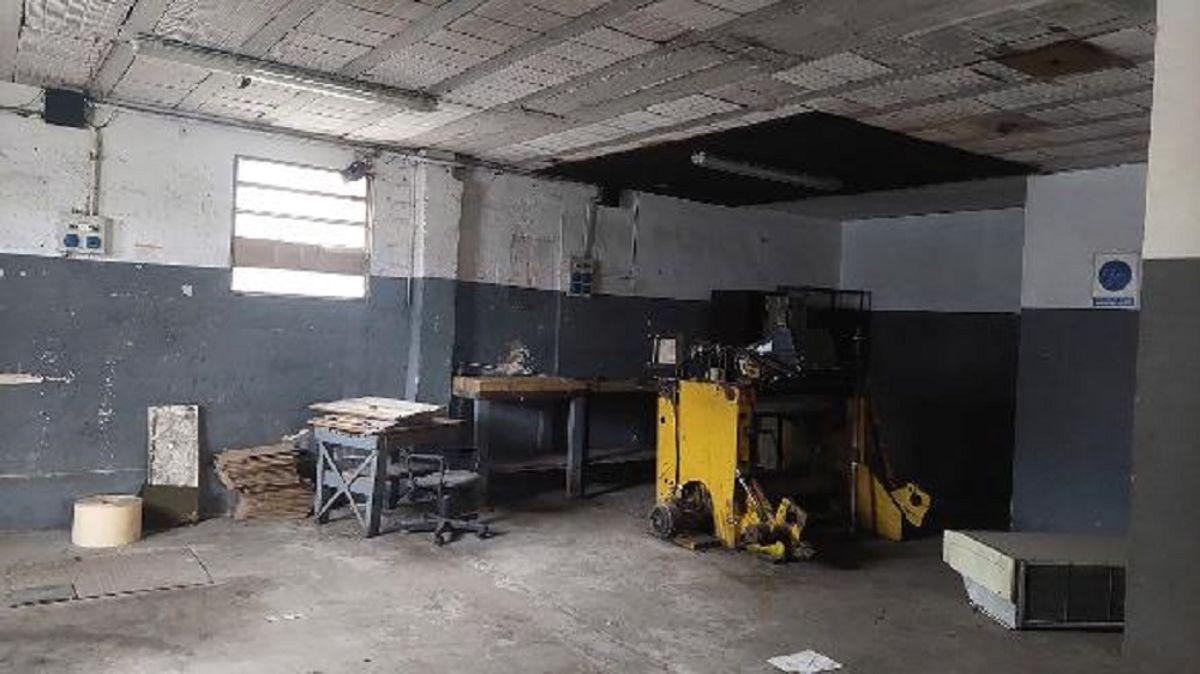 Foto de VENDO Galpon de 330 m2 en Carapachay / Munro, imagen 2