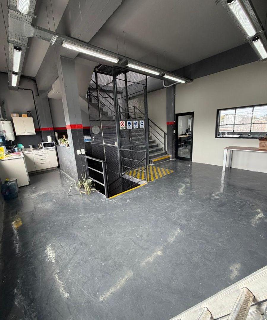 Foto de Vendo Galpón 276 m2 en Munro, imagen 3