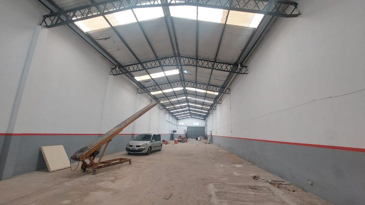 Foto de Alquilo Galpón 530 m2 en San Andrés, imagen 1