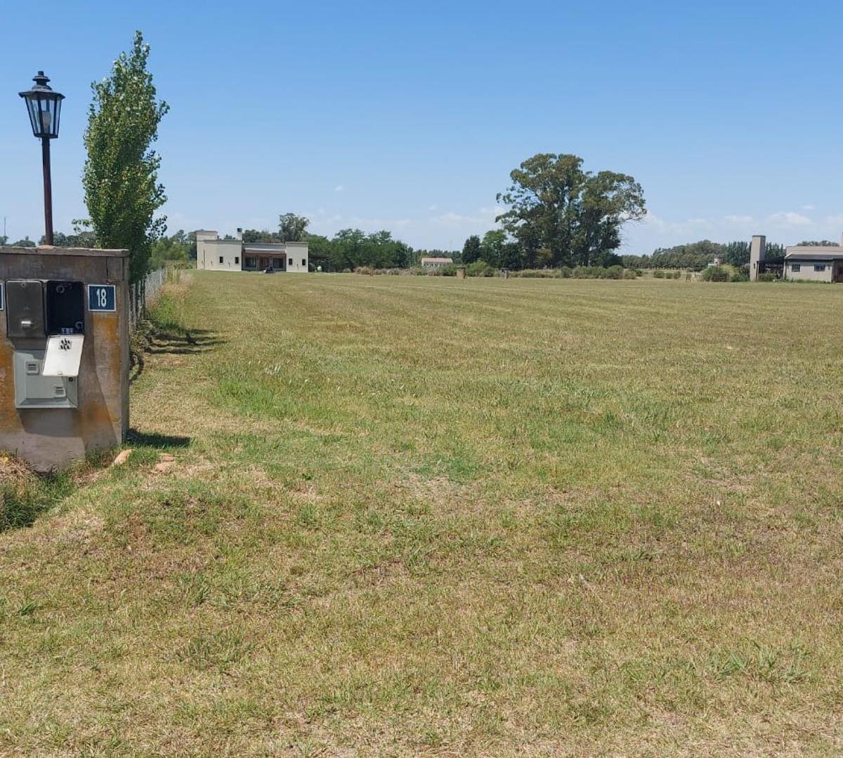 Lote en Venta Barrio el Espinillo, LUJAN