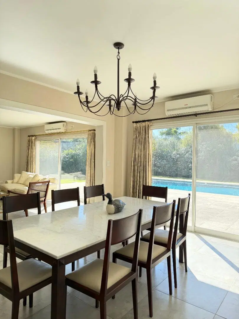 Casa en Venta en Bs As Village 2