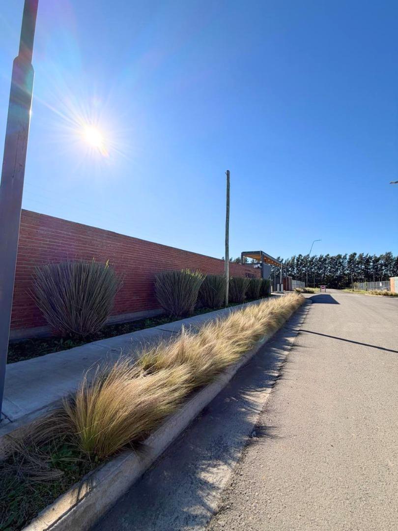 Foto de Lote en Venta en Barrio Senderos II, imagen 3