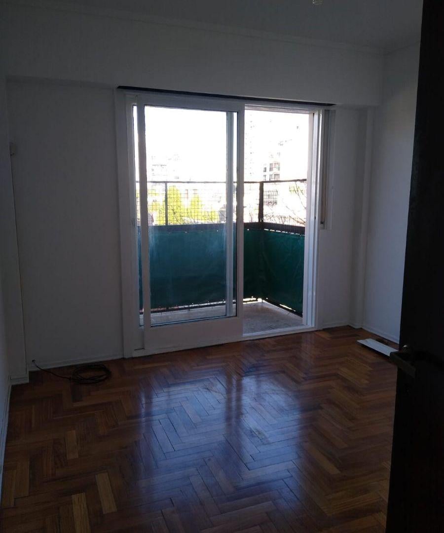 Foto de Alquiler 3 Ambientes al Frente con Balcon, imagen 1