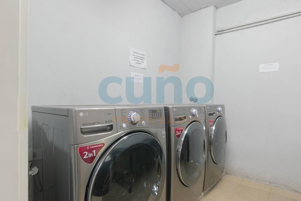 A Estrenar! Amplio 2 Ambientes Paroissien y Ciudad de La Paz 4