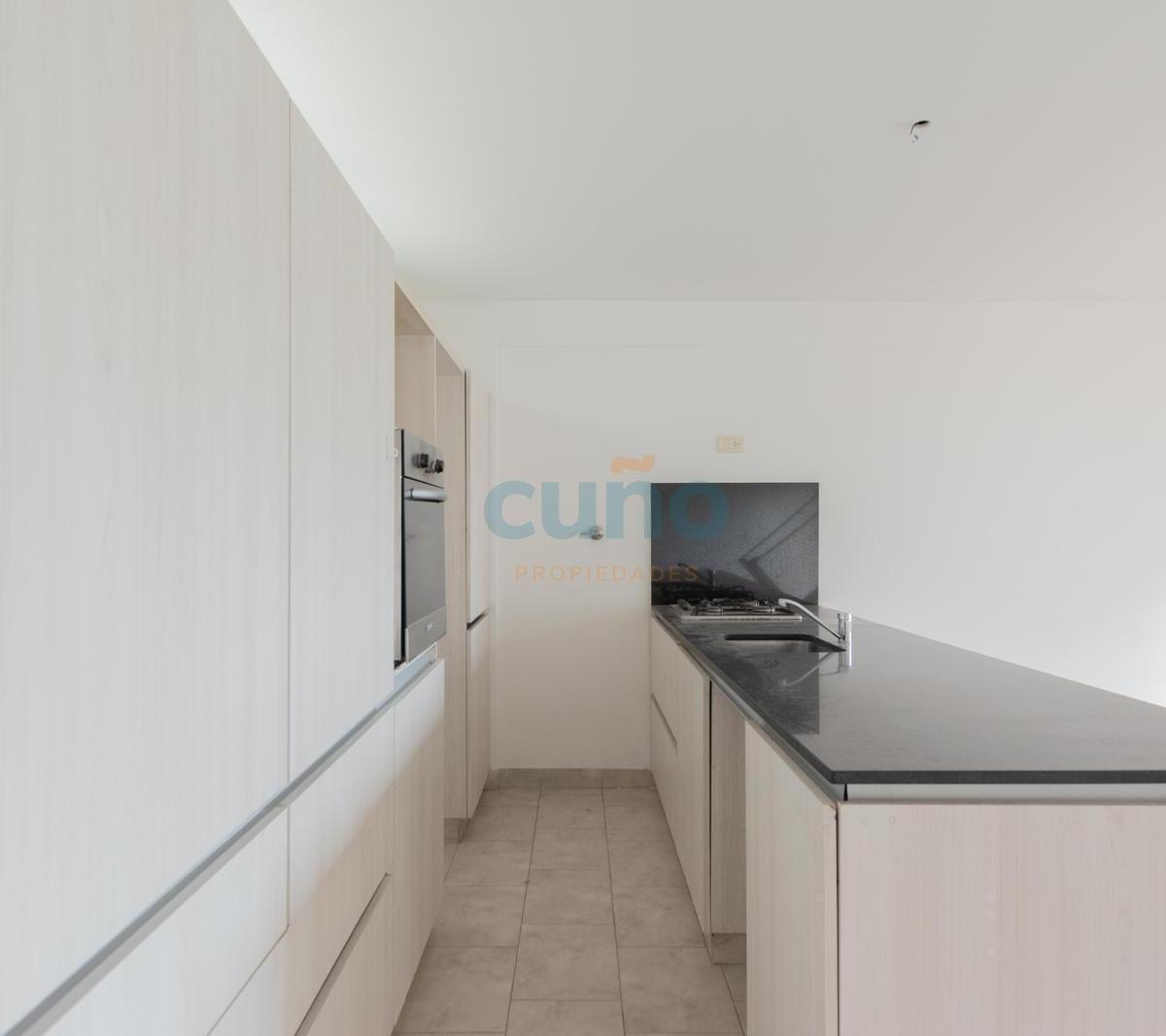 Duplex 4 Ambientes con Cochera! Amenities - Maure y Alvarez Thomas 3