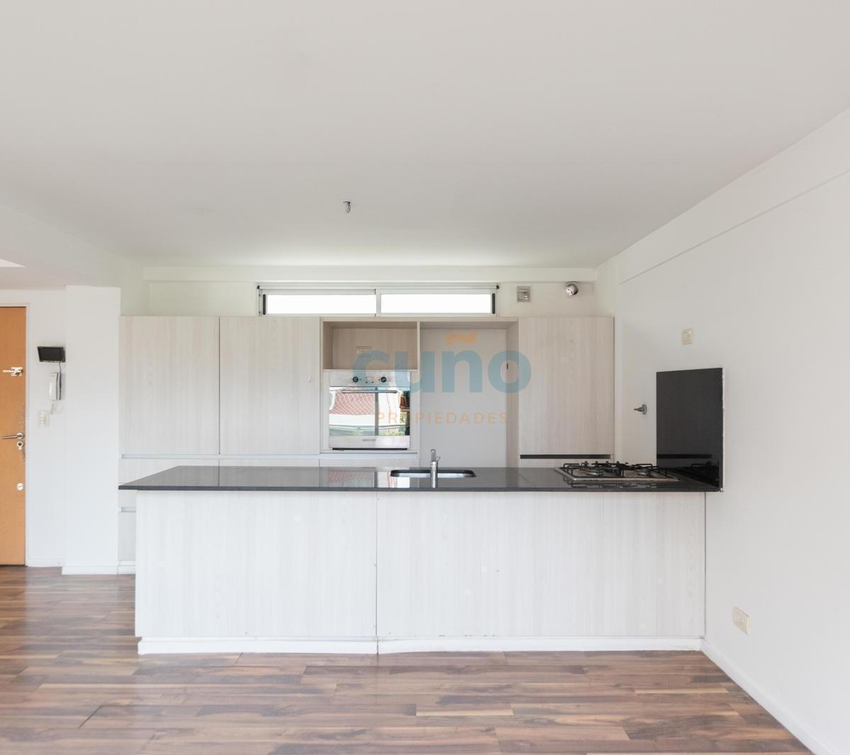 Duplex 4 Ambientes con Cochera! Amenities - Maure y Alvarez Thomas 2