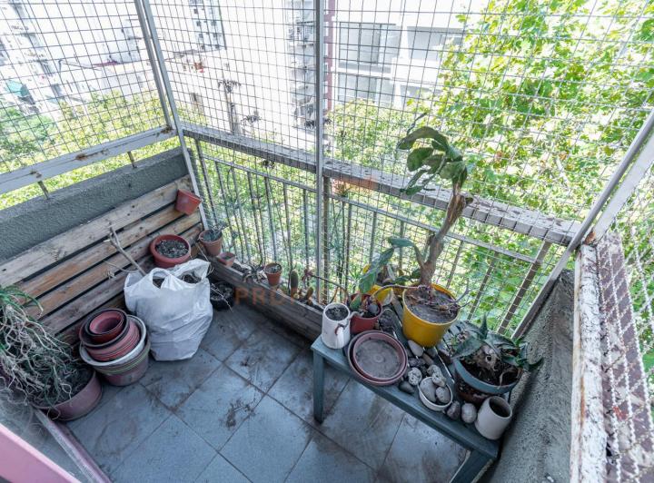 Piso alto 100% luz - 2 dormitorios   dep o 3er dormitorio! 2