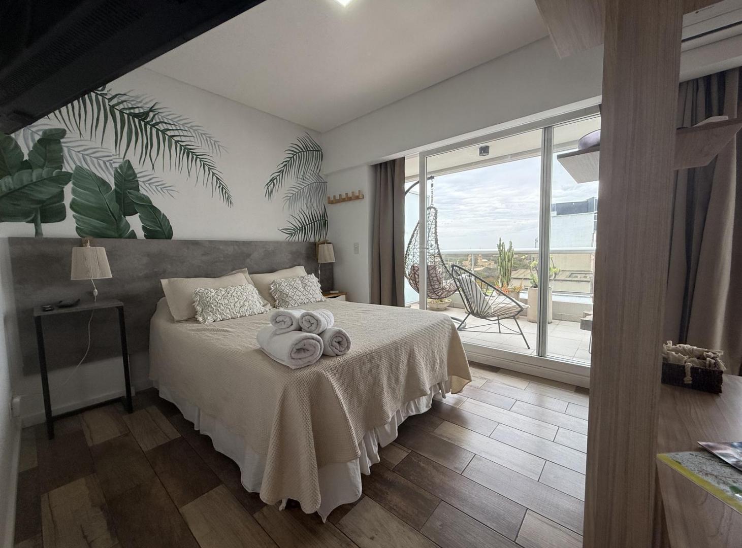 ALQUILER AMOBLADO MONOAMBIENTE CON BALCÓN VISTA RIO