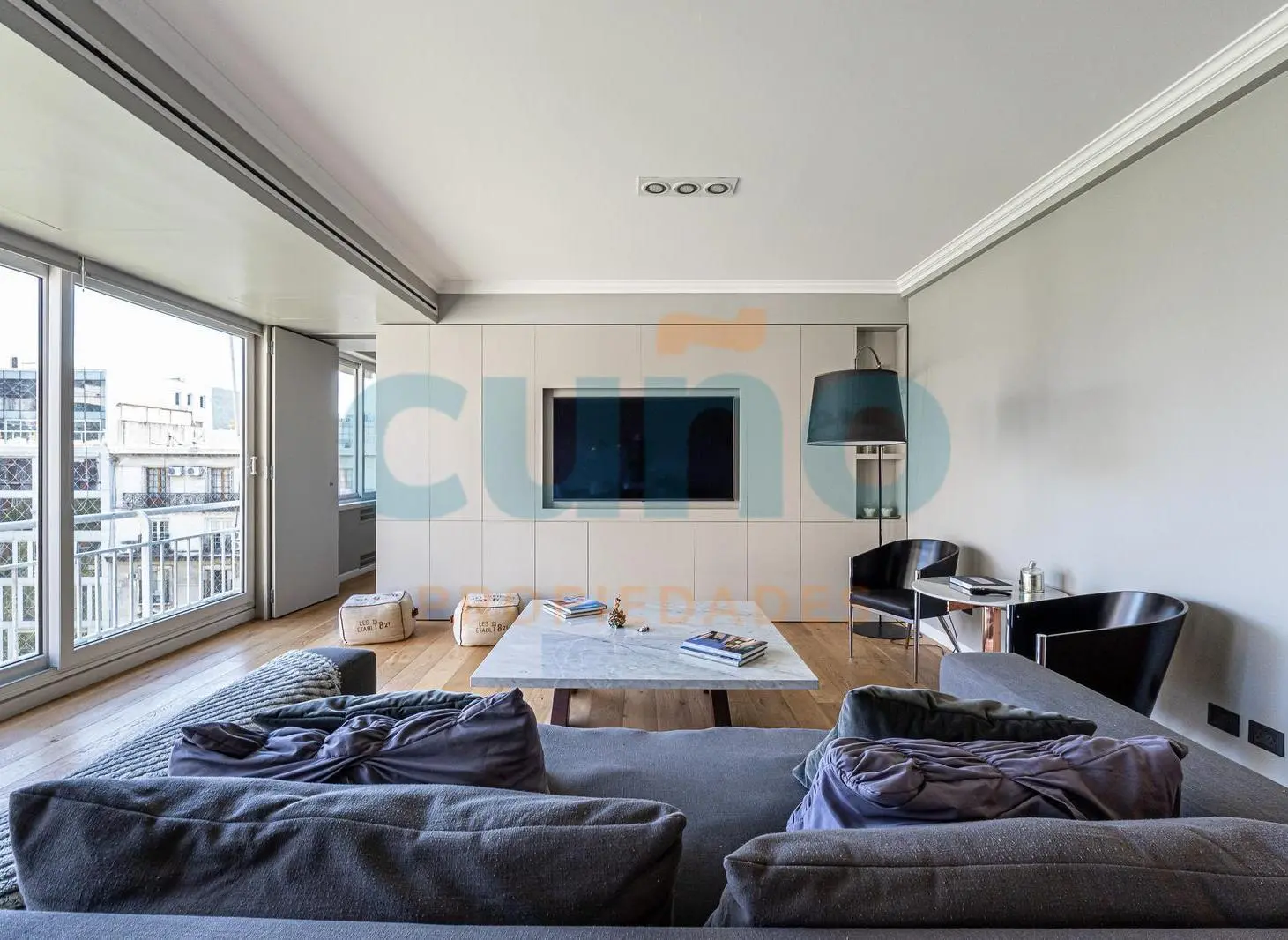 Palacio los Gansos - De lujo! 5 ambientes y cochera - Piso alto, vistas abiertas 4