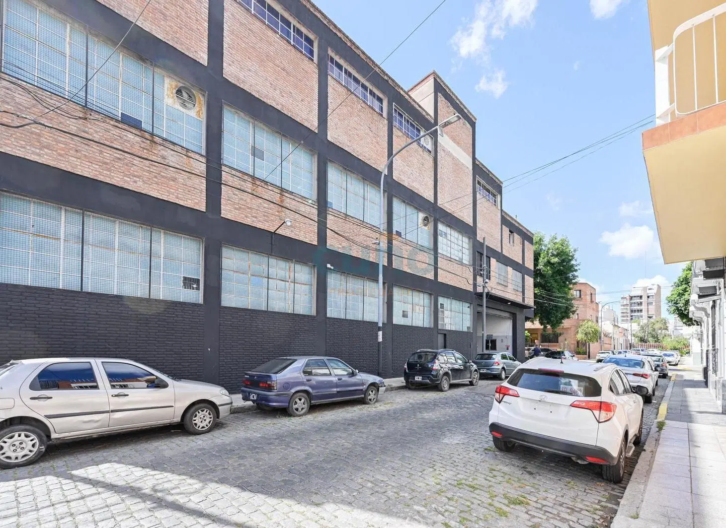 Deposito 2250m2! Caballito - Flores 5