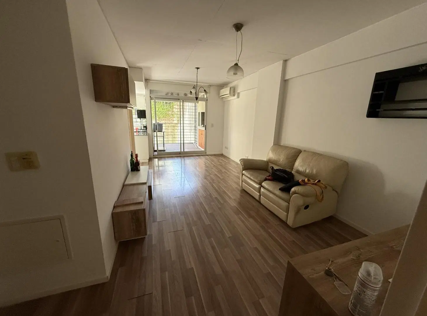 VENTA 2 ambientes BALCON PATIO. PARRILLA. PILETA Y TERRAZA. 4
