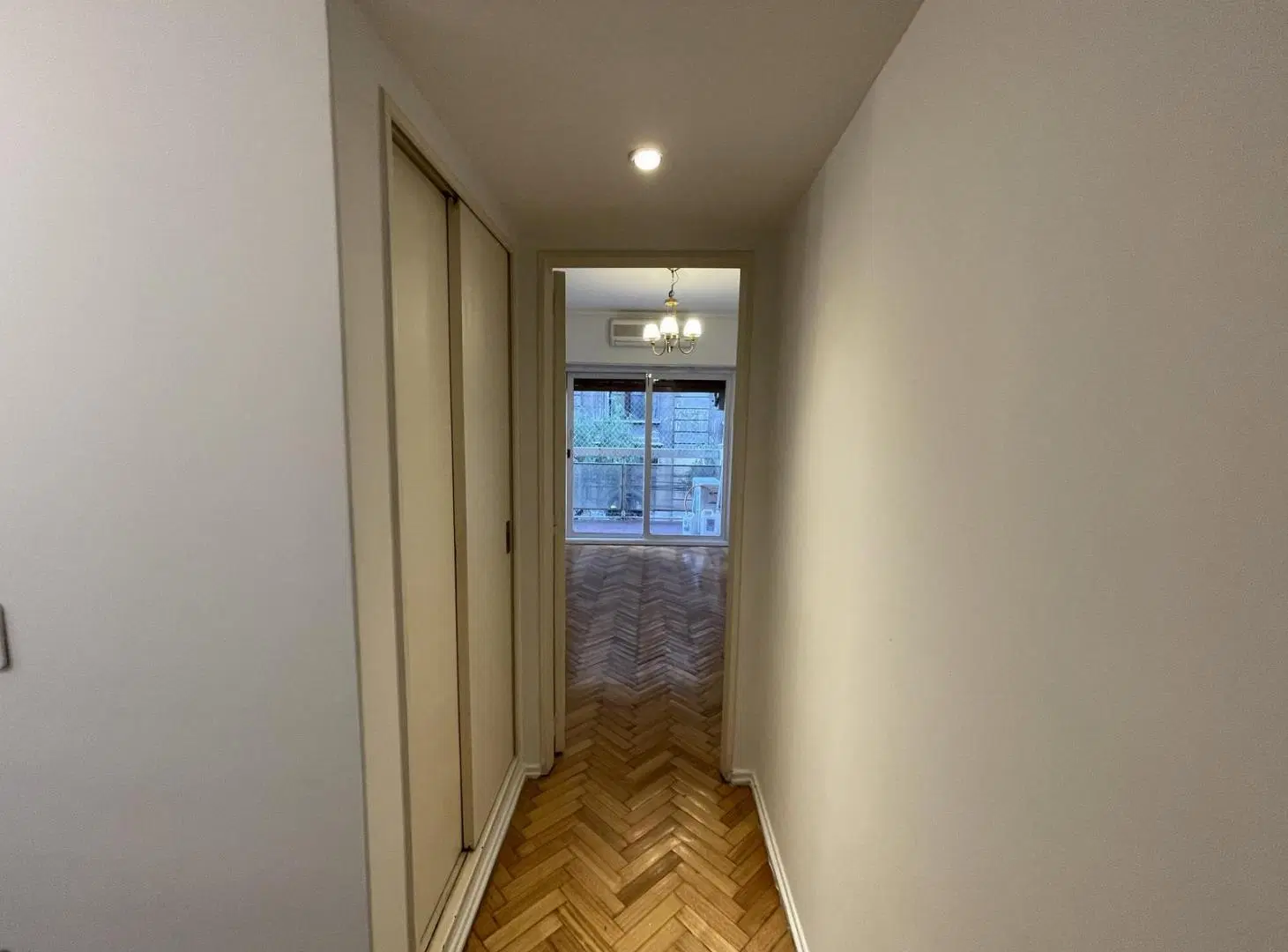 Alquiler CUATRO AMBIENTES CON DEPENDENCIA Recoleta 5