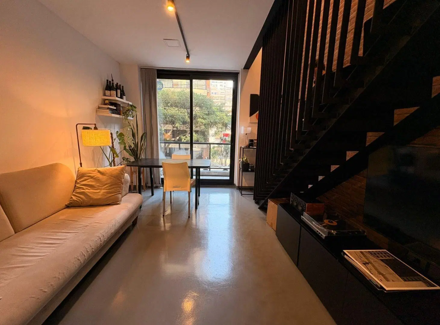 ALQUILER DUPLEX CON COCHERA - Full amenities! 4