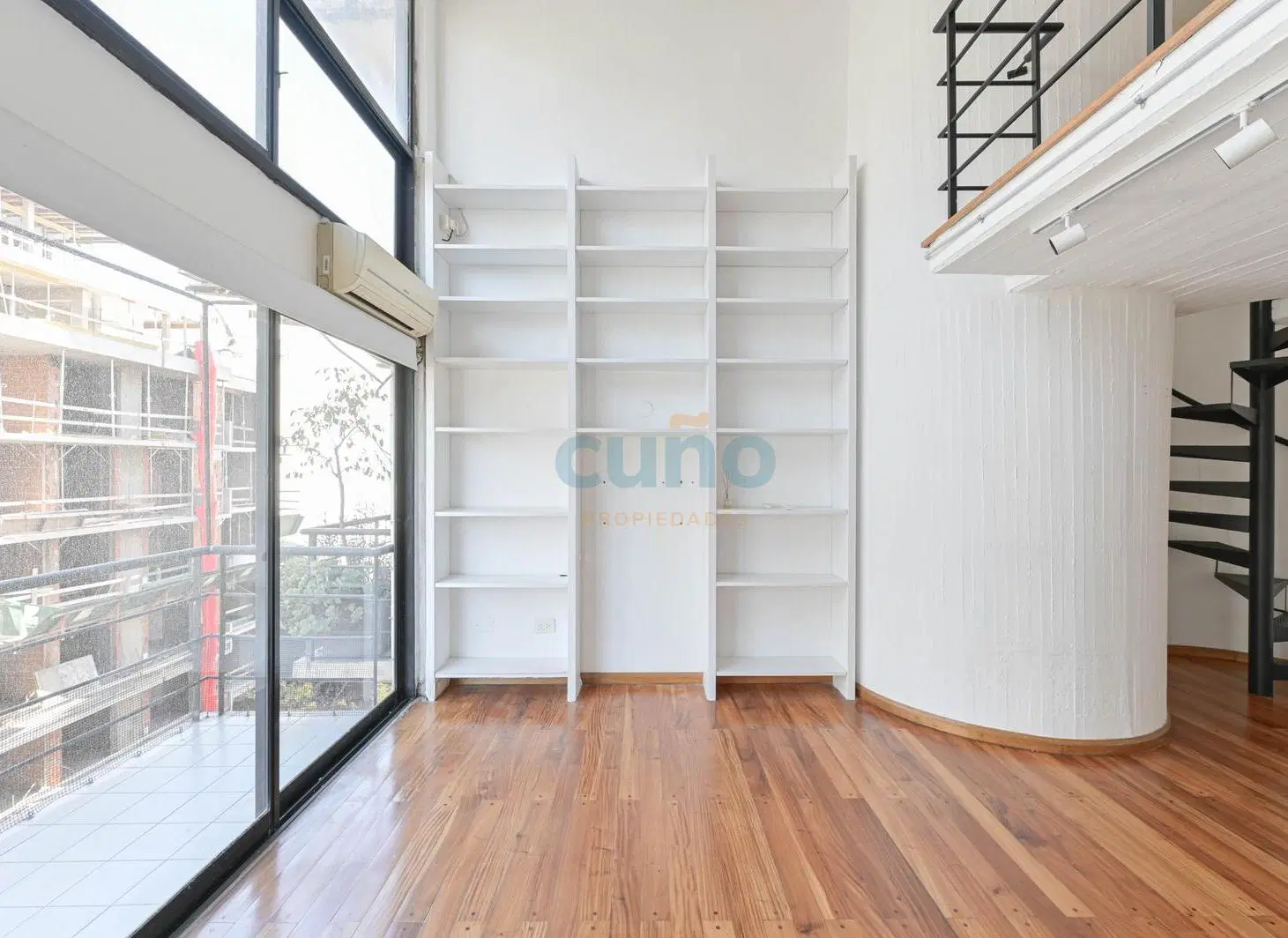 VENTA DÚPLEX 2 ambientes Las Cañitas CON COCHERA 1