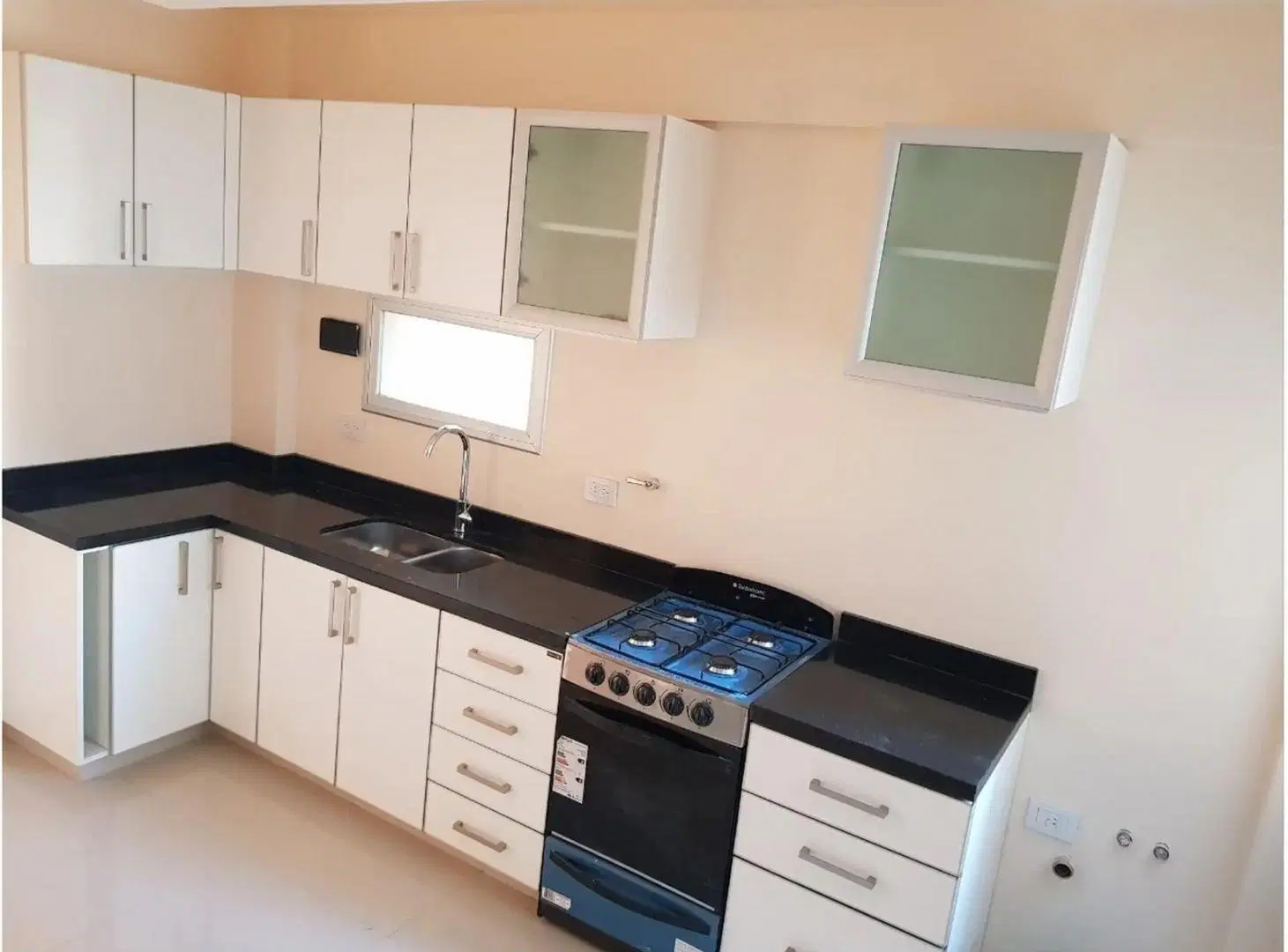 Excelente 4 amb nuevo con balcón terraza y parrilla, 3 baños   Piscina   SUM   Laundry  GYM 5