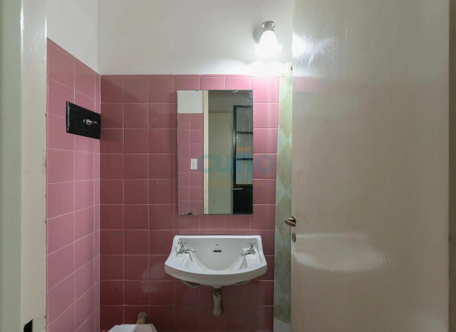 Departamento en Villa Gral. Mitre - 3 ambientes y dependencia 4