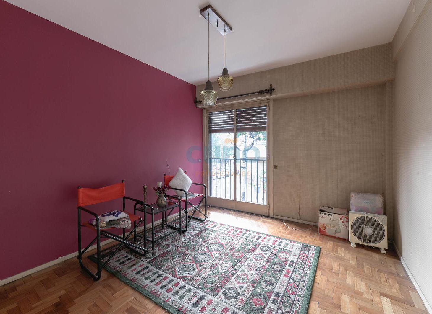 Foto de Departamento en Villa Gral. Mitre - 3 ambientes y dependencia, imagen 2