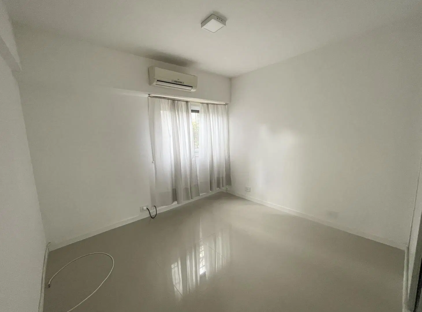 Departamento 2 ambientes y cochera - en Bajo Belgrano 2
