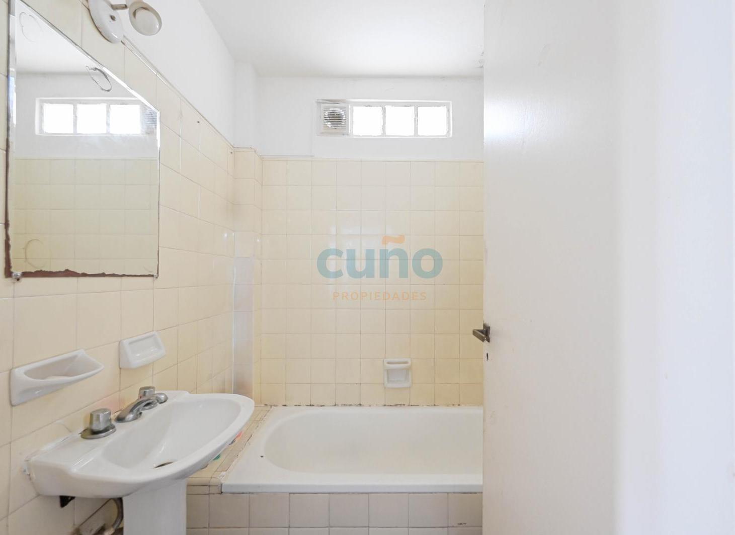 Foto de VENTA 2 AMBIENTES APTO PROFESIONAL EN PALERMO NUEVO, imagen 3