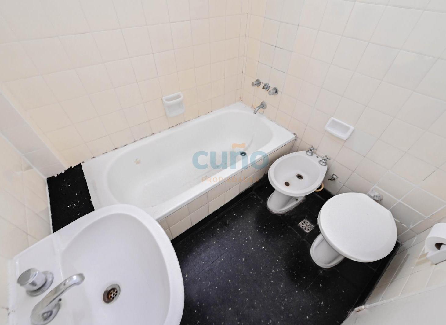 Foto de VENTA 2 AMBIENTES APTO PROFESIONAL EN PALERMO NUEVO, imagen 3