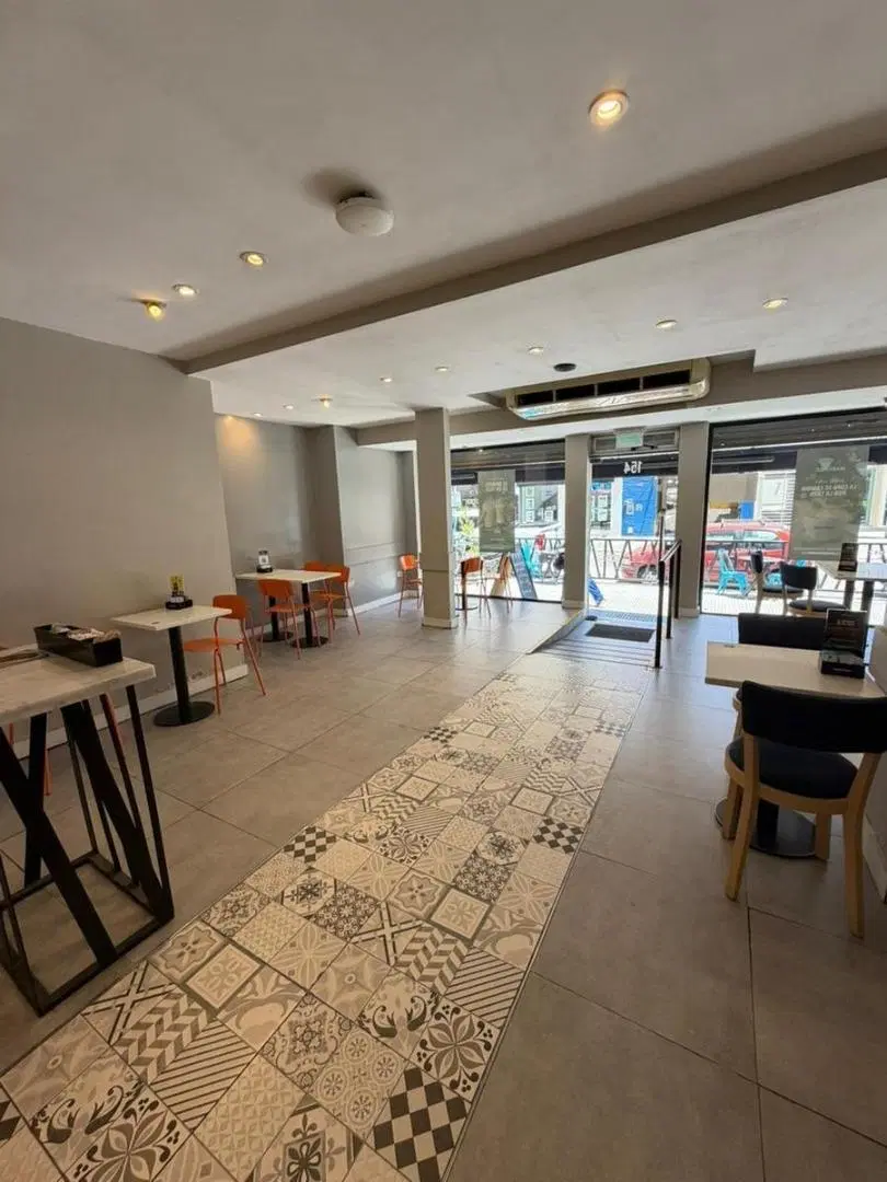 LOCAL EN ALQUILER, LOMAS DE ZAMORA 5