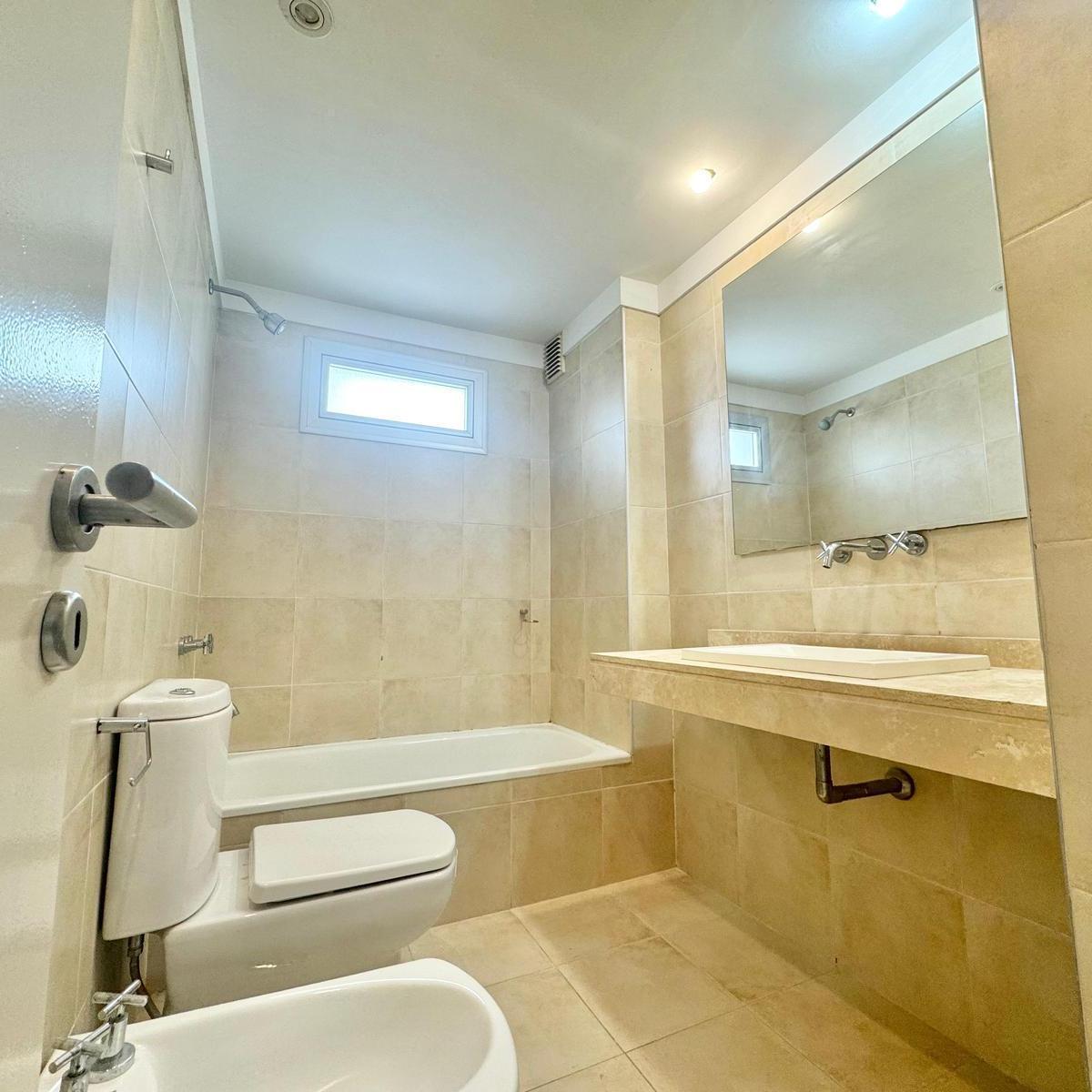 Foto de Departamento Monoambiente divisible en Venta con Cochera., imagen 2