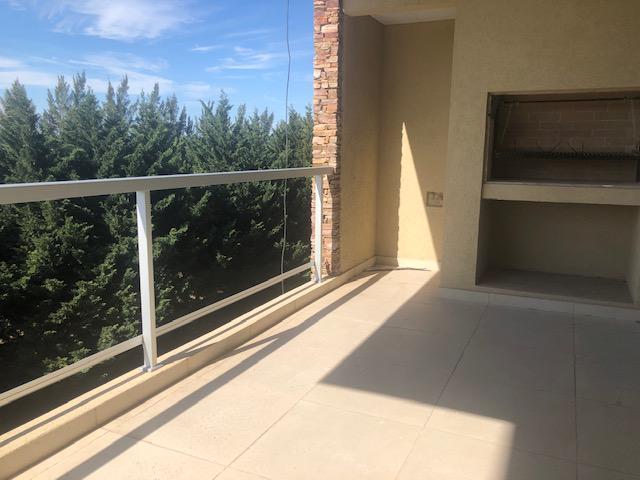 Departamento de 3 ambientes en Jardines del Palmar 3