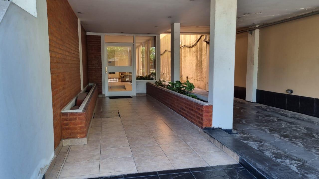 Foto de Departamento en venta 3 ambientes en Villa Luzuriaga, imagen 2