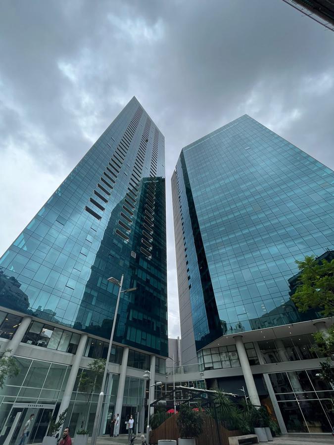 Excelente oficina en Torre Bellini - Retiro