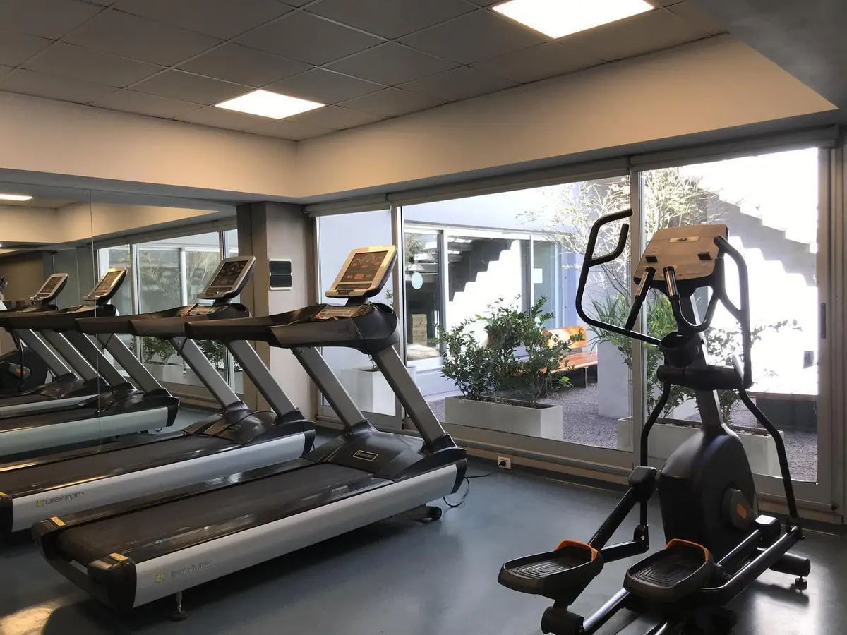 Excelente oficina en Torre Bellini - Retiro 4