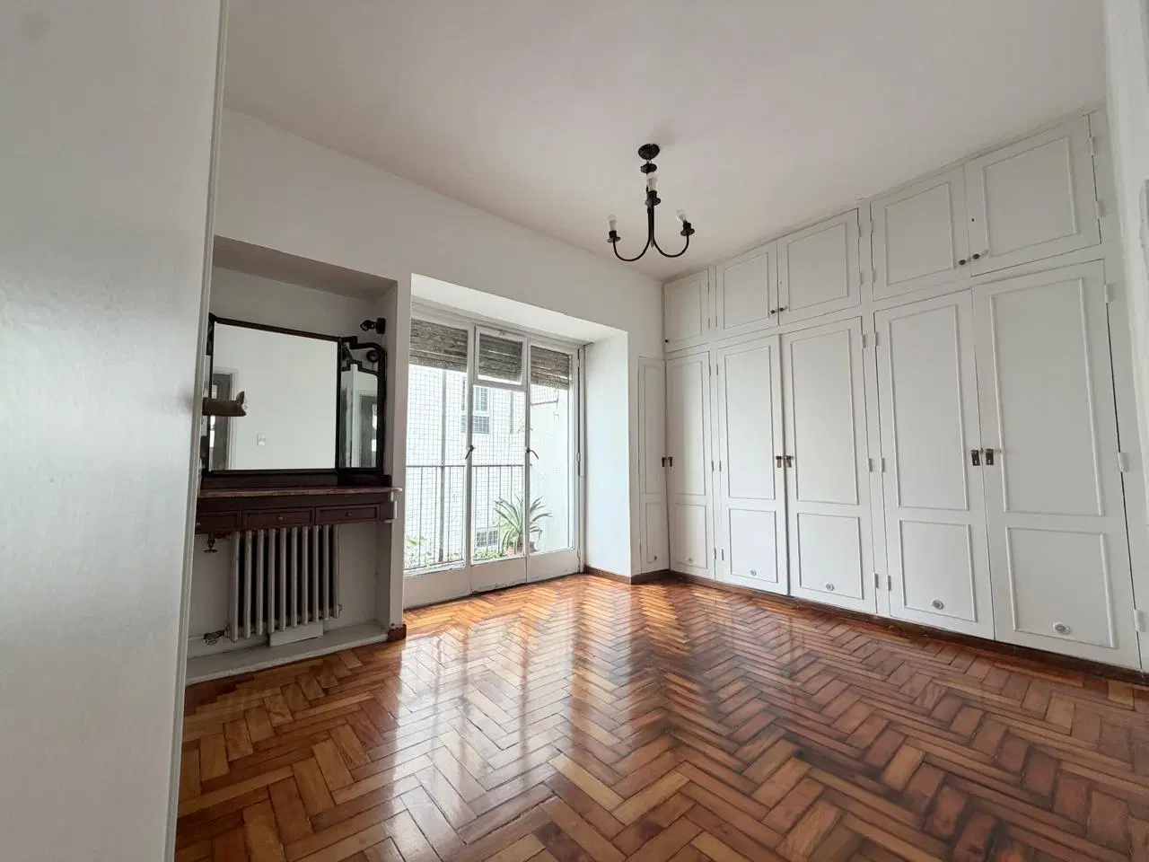 Departamento en venta 2 ambientes con dependencia o escritorio en Recoleta 5