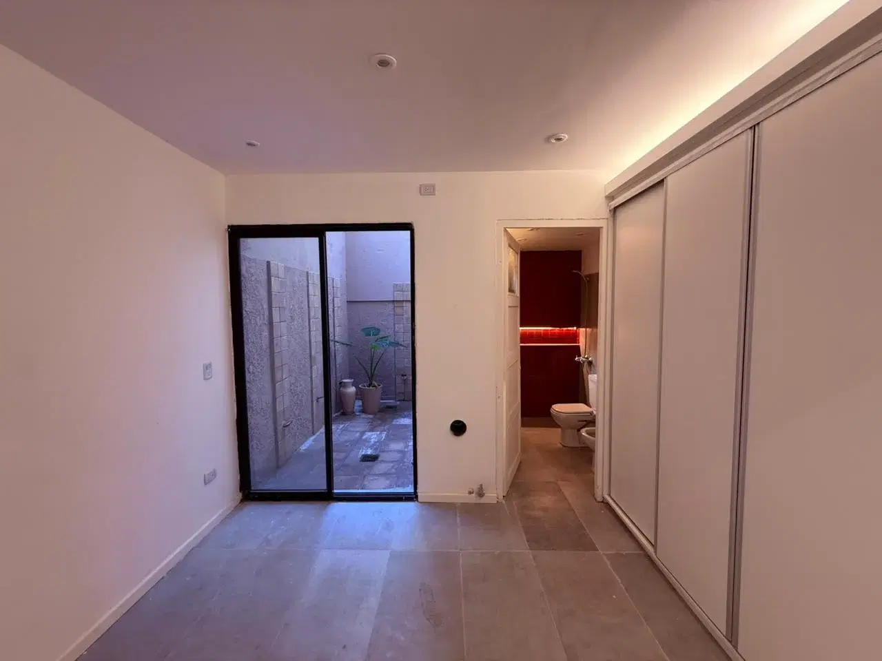 Venta Excelente 2 Ambientes Reciclado a Nuevo en Almagro 3