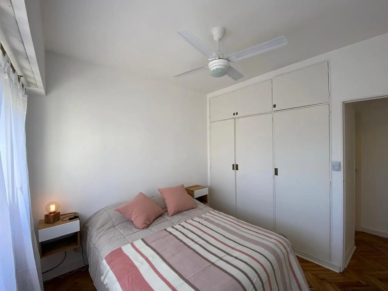 Excelente departamento de 2 ambientes reciclado a nuevo en piso 12 en Recoleta 3