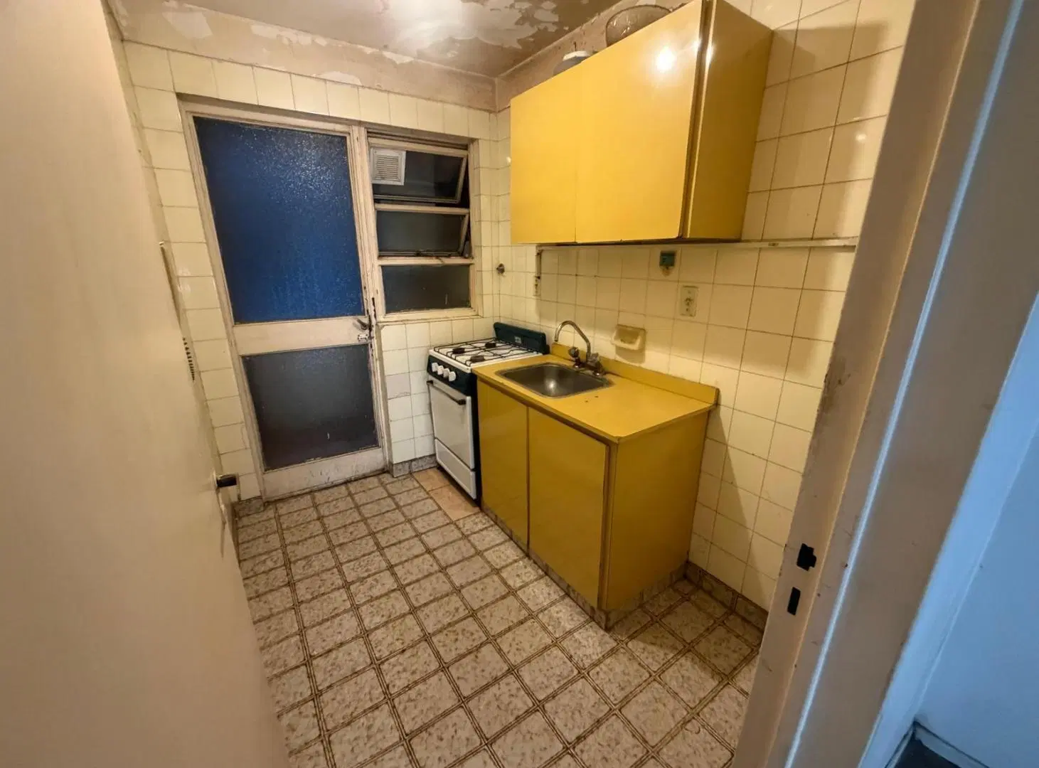 Excelente Monoambiente con balcón en venta, Belgrano. 3